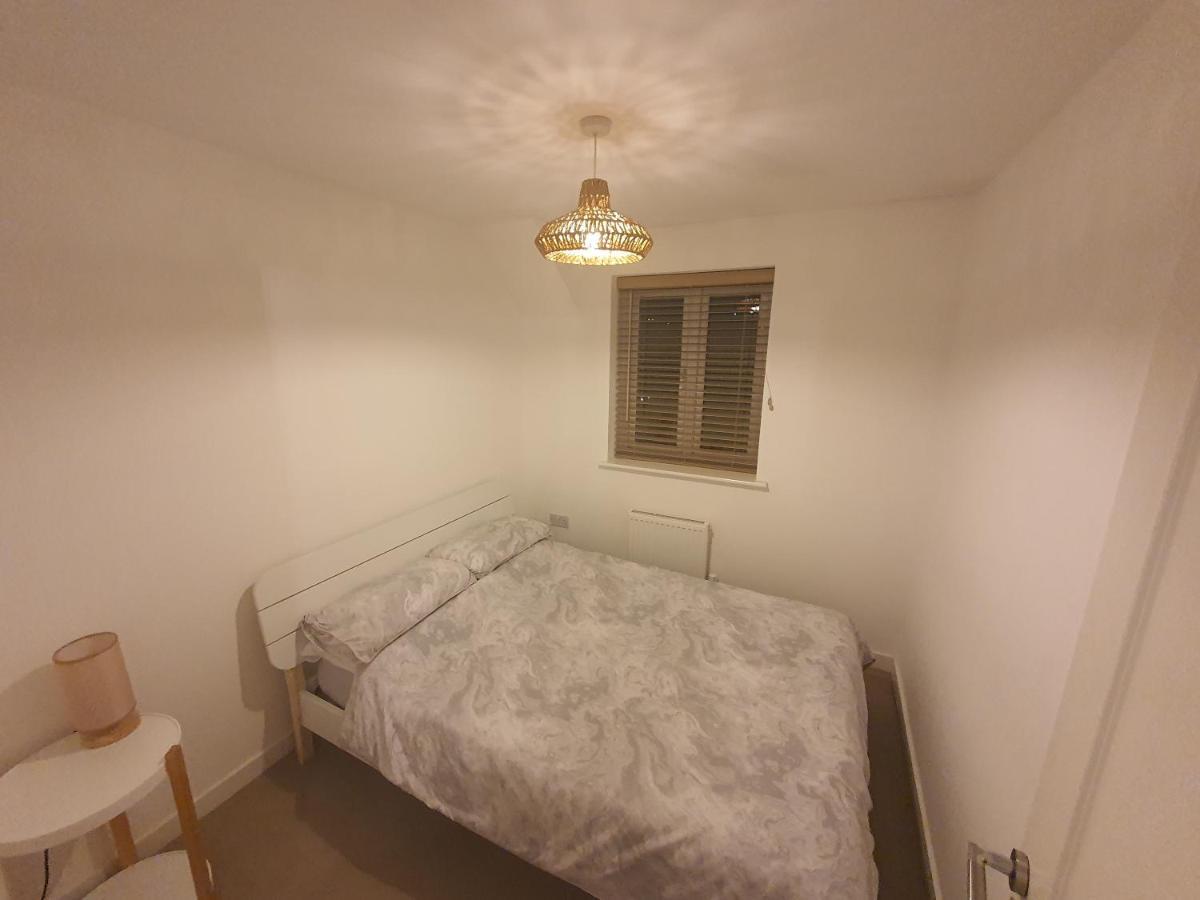 סוואנסי Chic City Centre Apartment With Allocated Parking מראה חיצוני תמונה